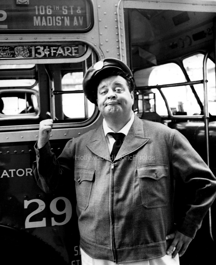Jackie Gleason 1955 2 Ralph Kramden on the Honeymooners wm.jpg